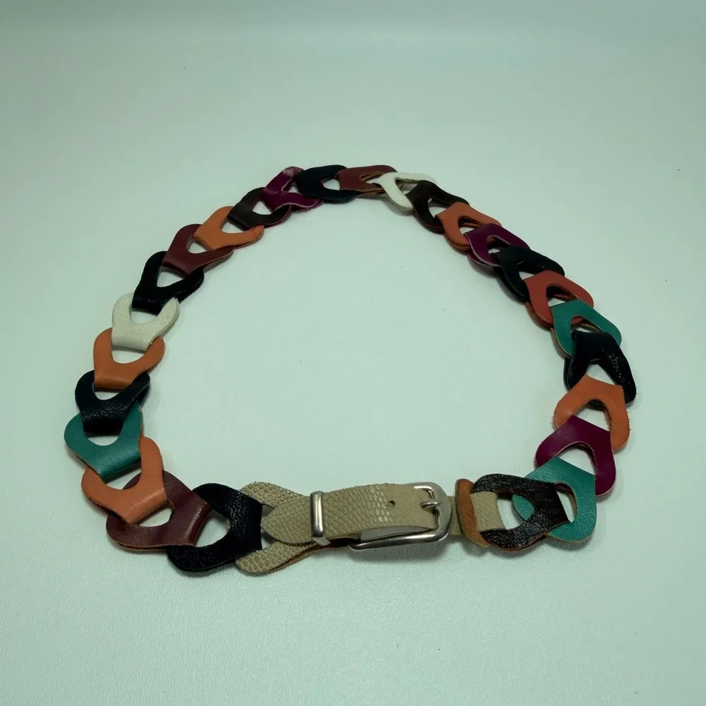 Vintage Womans Small Interlocking Multi-colored Leather Link Belt